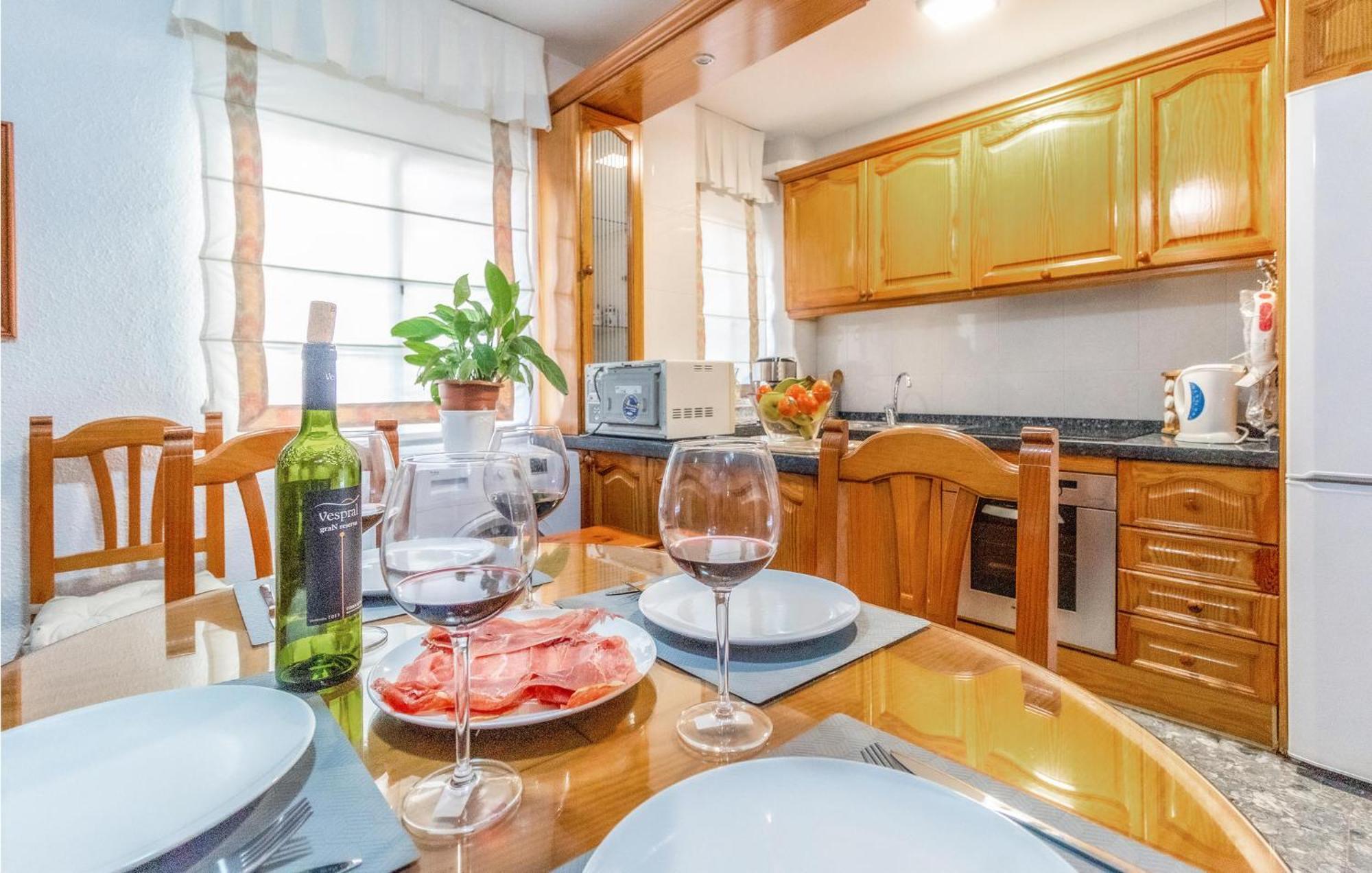 Stunning Home In Mlaga With 2 Bedrooms And Wifi Málaga Esterno foto