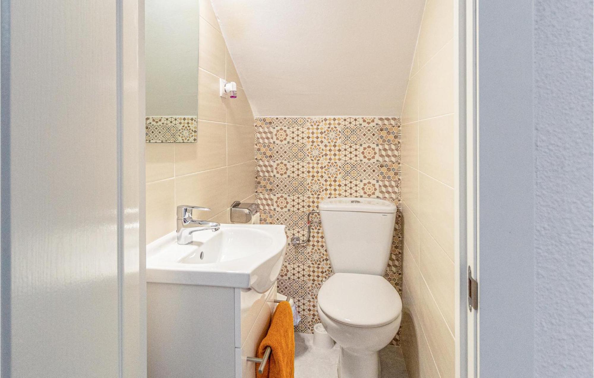 Stunning Home In Mlaga With 2 Bedrooms And Wifi Málaga Esterno foto